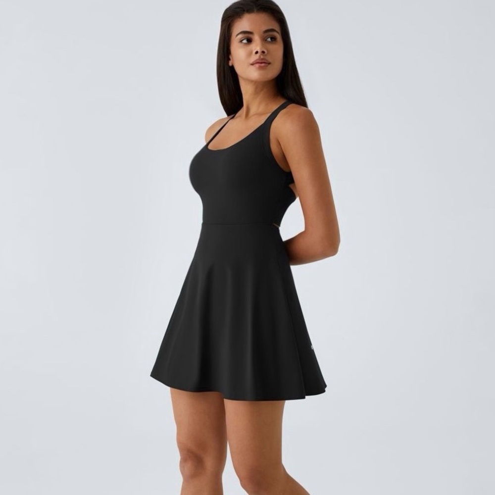 HALARA Backless Twisted Flare Dress